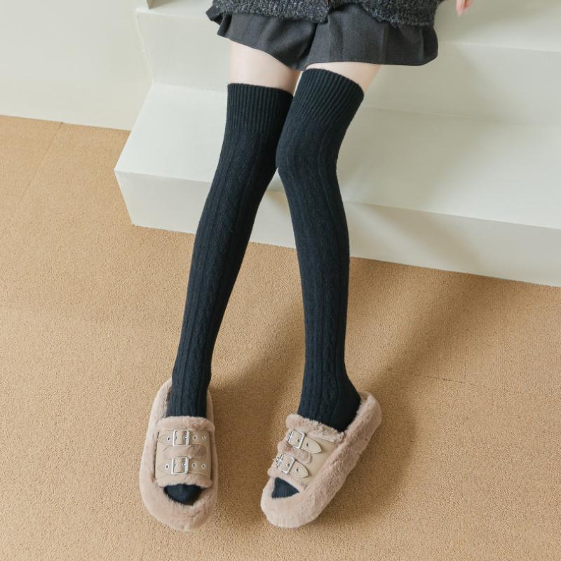 Осенне-зимние утолщенные чулки выше колена женские японские однотонные высокие носки в студенческом стиле
