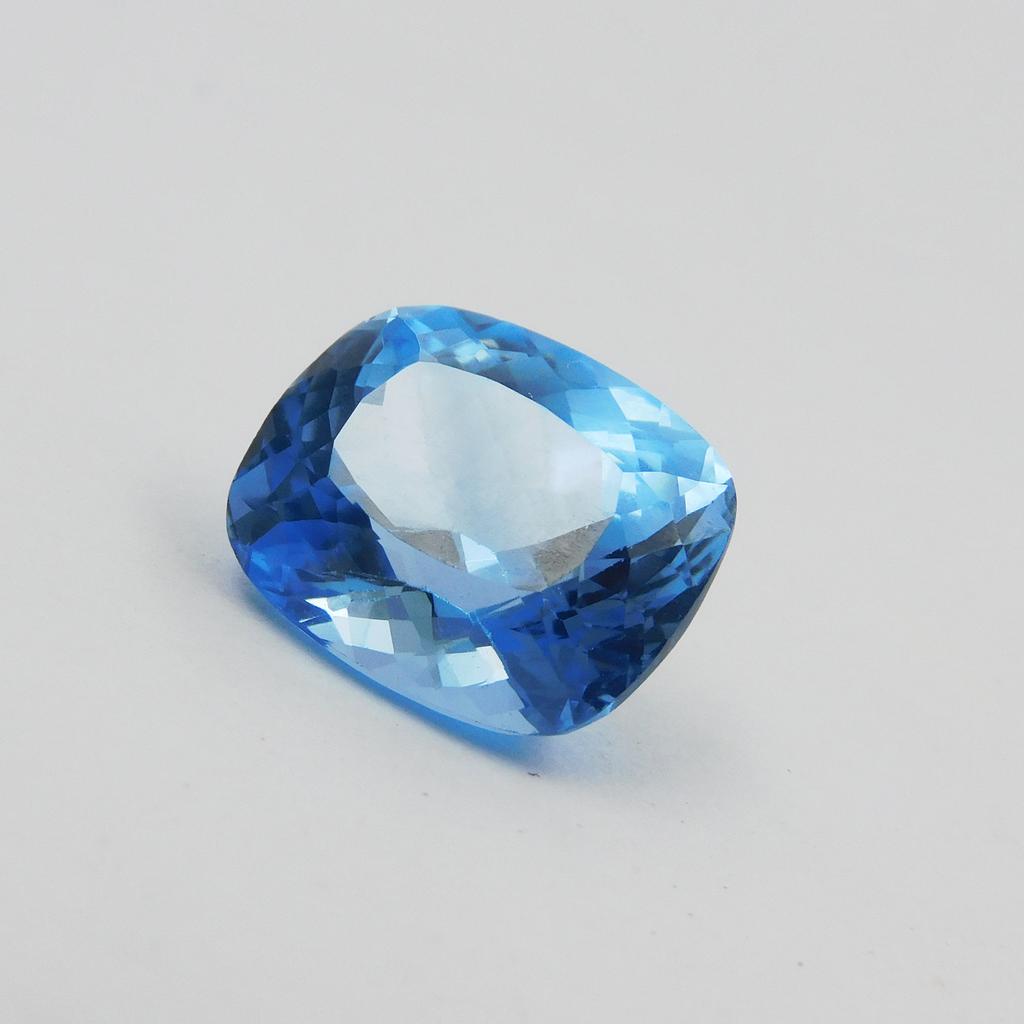 Natural Blue Sapphire Loose Gemstone 11.95 ct Cushion Cut September Birthstone for Gem Collections