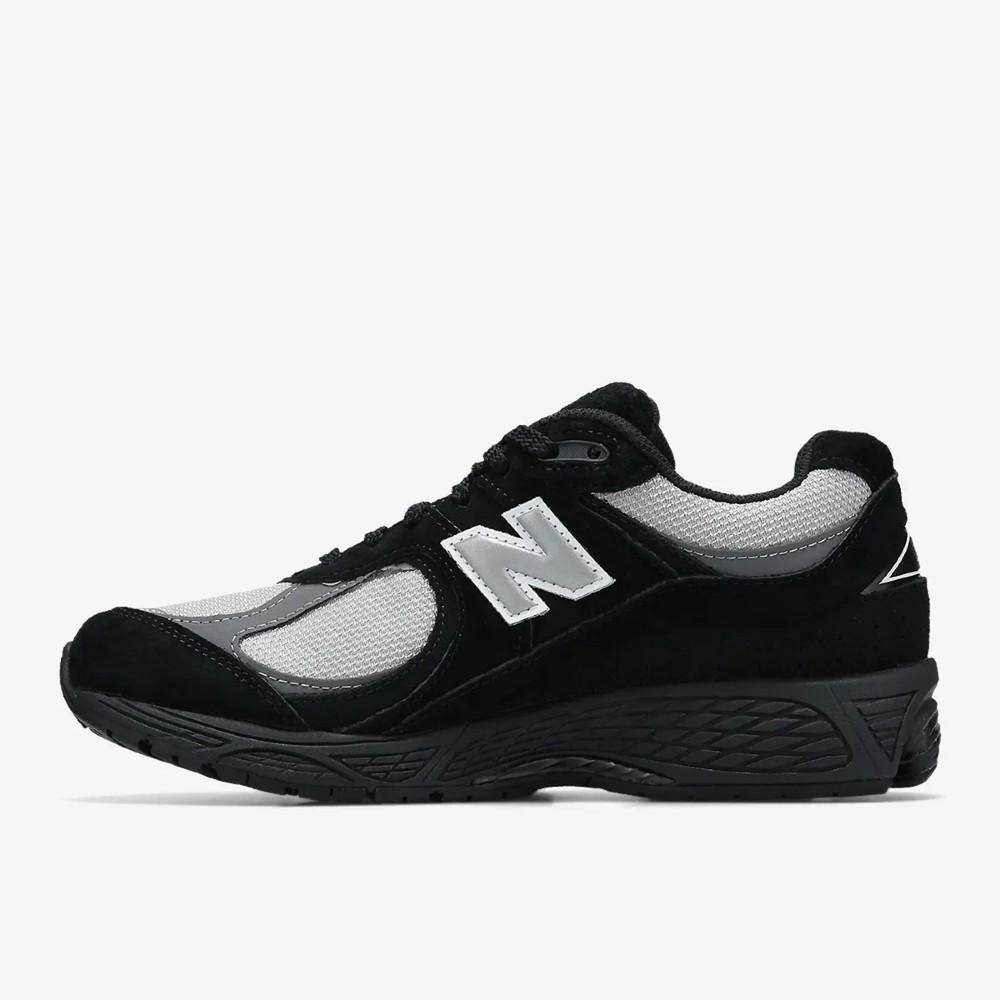 New Balance 2002R Черный Серый U2002RQ