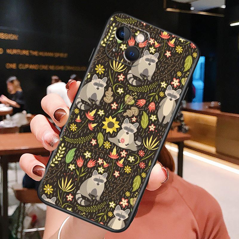 Cute Raccoon Phone Case For iPhone 16 Pro Max 15 14 13 12 11 Pro Max Plus 12 13 Mini XR 16e Funda Cover