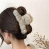 Зимний пушистый краб для волос Элегантные акриловые заколки для волос Зажим для волос Краб Мягкие плюшевые заколки Женские Девичьи аксессуары для волос