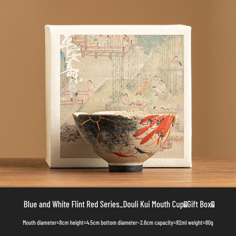 Расписанная вручную золоченая керамическая пиала с кои и лотосом