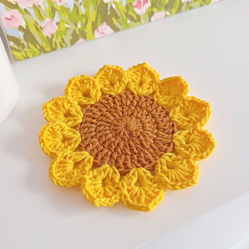 Hand-woven sunflower coaster creative home ornament thermal insulation table mat versatile holiday gift