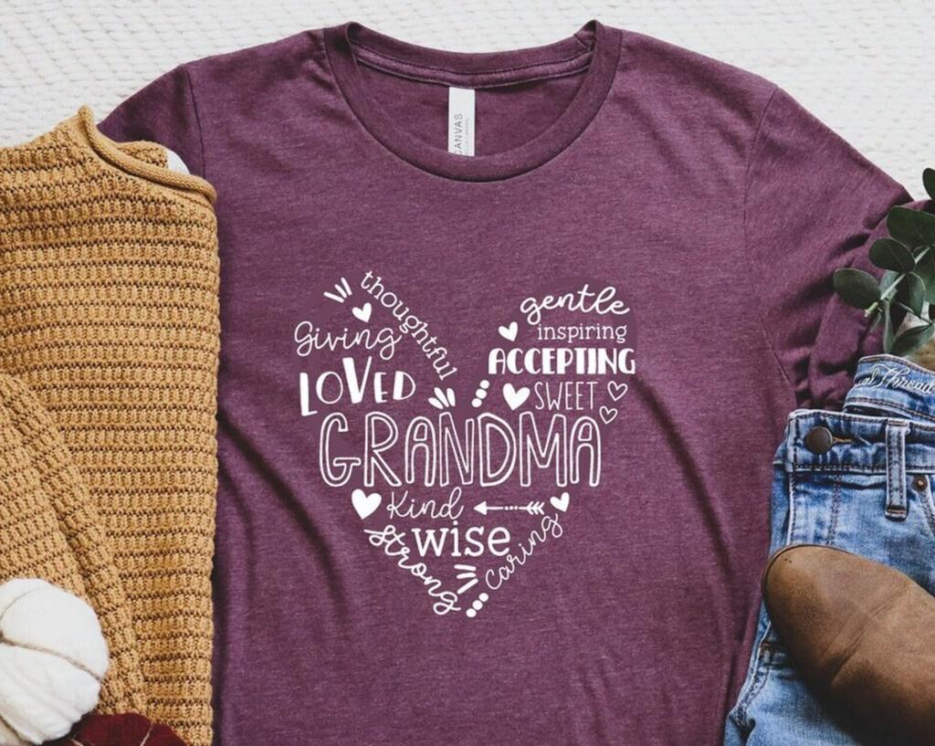 Kind Wise Strong Grandma Heart Shirt, Grandma Heart T-Shirt, Best Grandma Shirt, Love Grandma Shirt, Mother's Day Gift, Sweet Nanny Tee