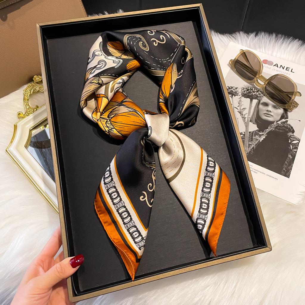 Новый шелковый атласный шарф для волос 70*70 см, женский носовой платок с принтом, женская бандана с квадратной головой, небольшой шейный глушитель, хиджаб для леди