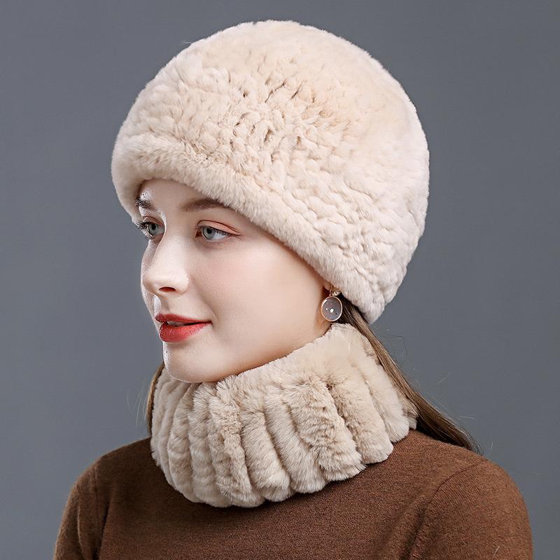 Hat Woman Winter Otter Rabbit Hair Elastic Ear Guard Hat Fur Hat Autumn Winter Outdoor Warm Bib Neck Bag Head Hat Tide
