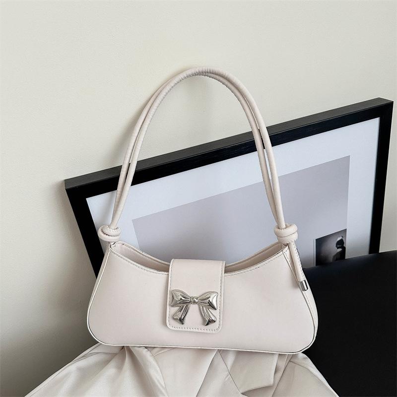 Сумка-бантик женская 2024 новая модная корейская версия нишевый дизайн текстура цепочка сумка на плечо подмышку