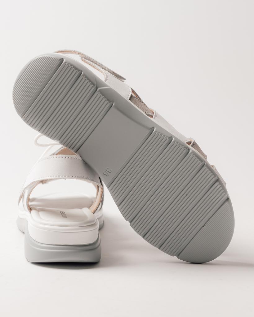 Босоножки на танкетке с открытым носом Lifexpert 325002 36 белые кожа