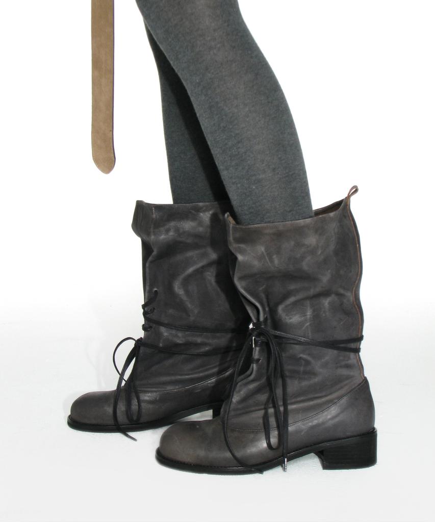 Partimento Women Rough Lace-Up Slouch Boots_Black