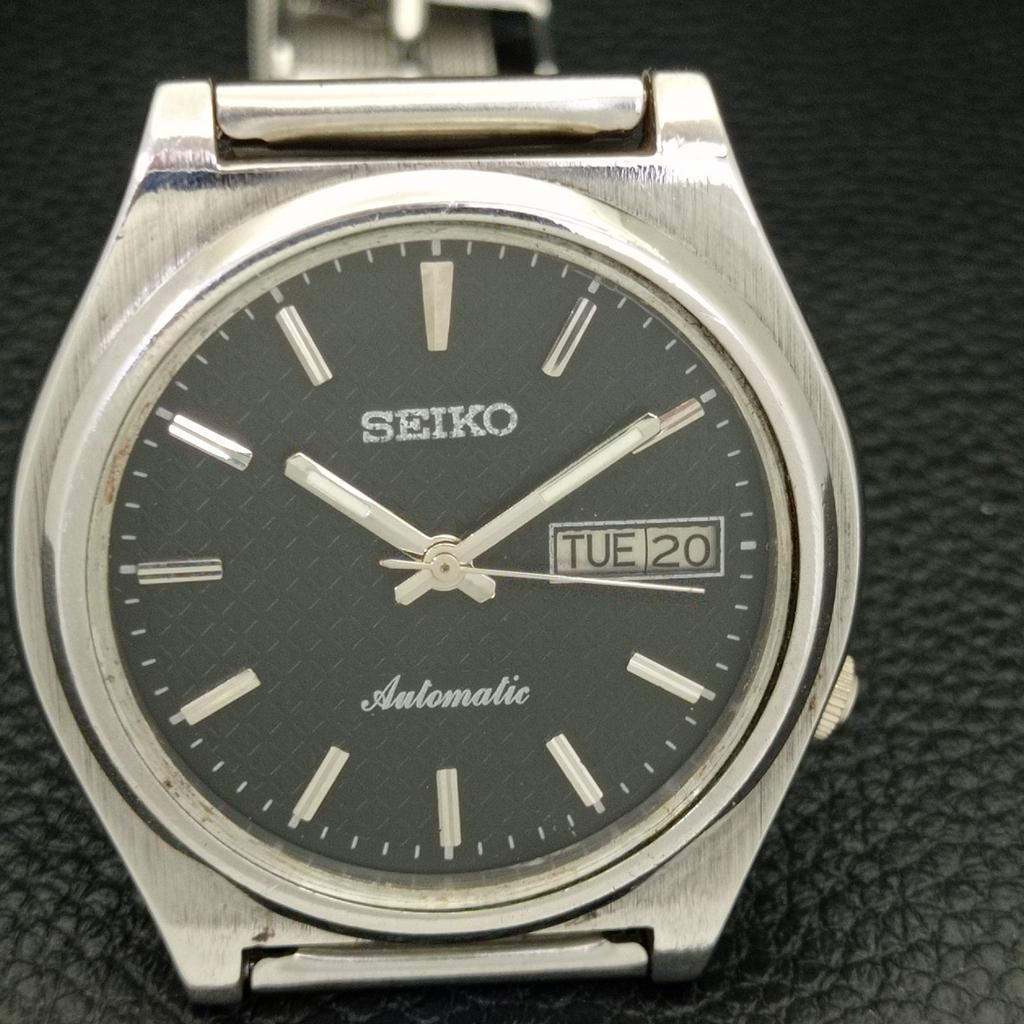 AUTOMATIC 7009A VINTAGE SEIKO JAPAN MENS BLACK COLOR DIAL WATCH A701660-5 R206c-a701660