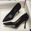 2024 Поступление Корейские Лаконичные Острые Носки Офисные Туфли Женские Модные Классические Черные Однотонные Туфли Из Флока На Высоком Каблуке Для Женщин