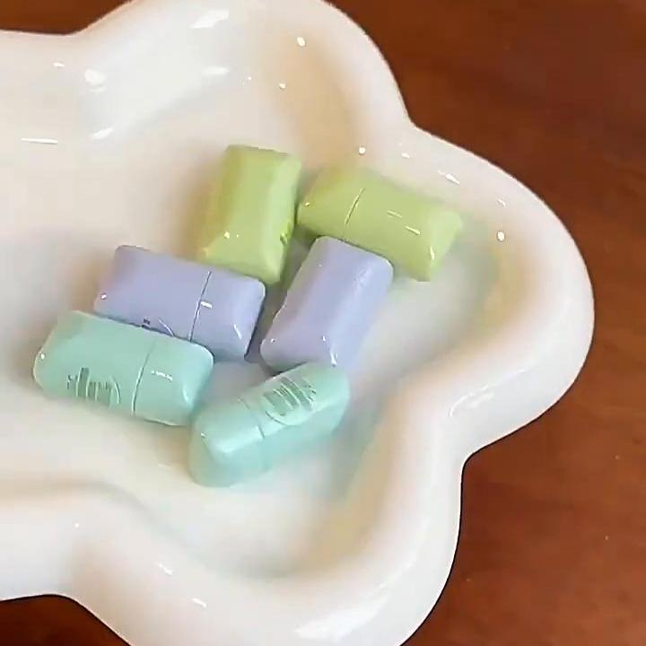 Mini Tea Fragrance Lip Balm Bag Cute Hydrating Moisturizing Anti-dry Crack Portable High Appearance Level Lip Exfoliating Dead Skin