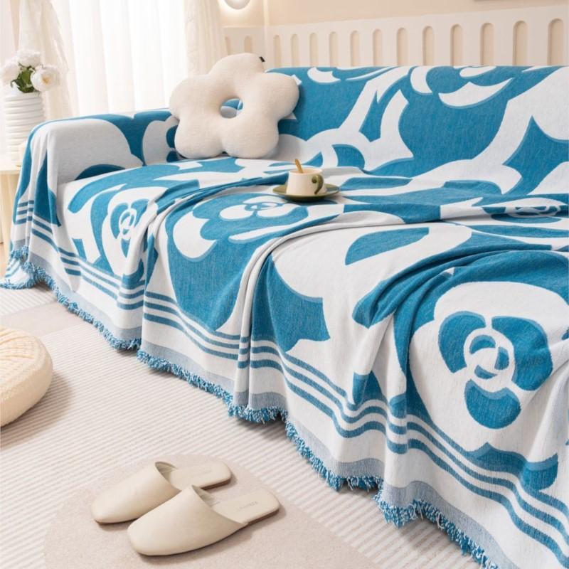 Modern Throw Camping Picnic Blanket MAT Camellia Sofa Cover Mat Throw Blanket Living Room Three Seats Sofa Position