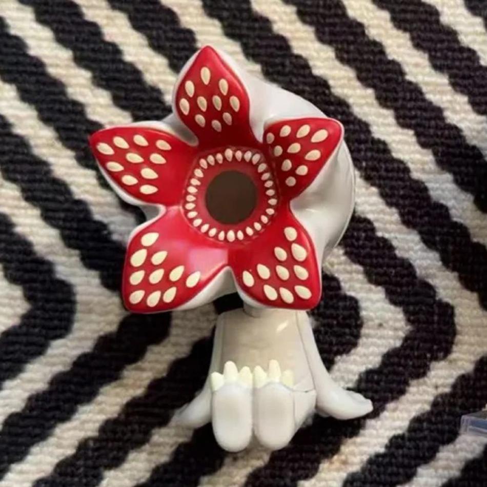 Украшения в виде фигурок Stranger Подарки на вечеринку Сезон «Снова в школу Аксессуары для друзей Детали Рождественская модель Кукла Игрушка Подарок