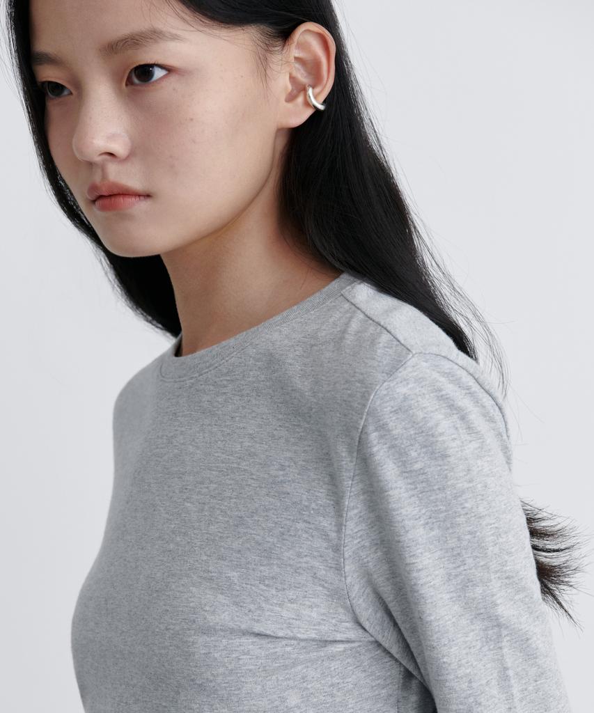 MUSINSA STANDARD WOMAN Женская узкая укороченная футболка с круглым вырезом и длинным рукавом [Средне-серый]