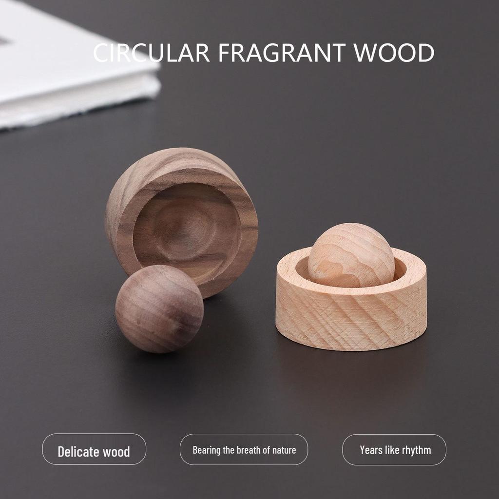 Round Wood Aromatherapy Diffuser - Long-Lasting Essential Oil and Car Fragrance Ornament for Home and Bedroom.