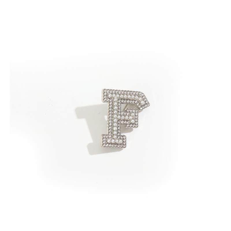 Crystal Rhinestone Pearl A-Z 26 Letters Brooch Women English Alphabet Brooch Pin Corsage Collar Jewelry Clothes Bag Decor Gifts