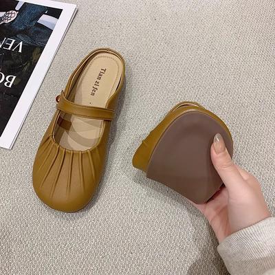 Женские шлепанцы-баотоу с мягкой подошвой и плиссировкой для весны и лета, новая модель на плоской подошве, прохладные шлепанцы на один педаль