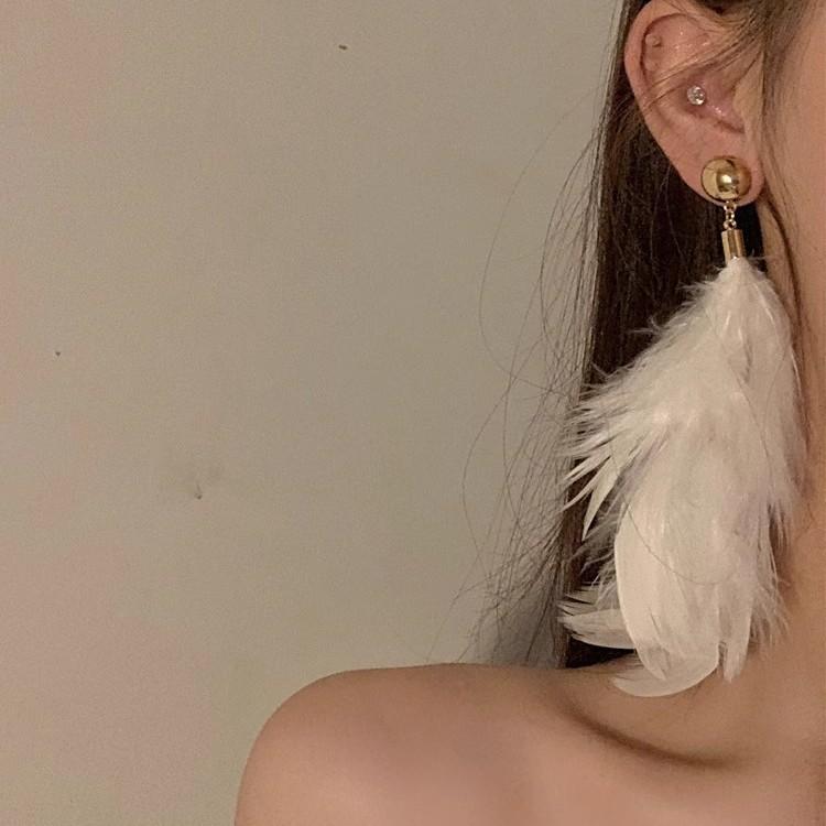 Women Super Fairy White Feather Tassel Earrings, Niche Light Luxury Design, High-End Face Slimming Long Drop Earrings for Round Faces
