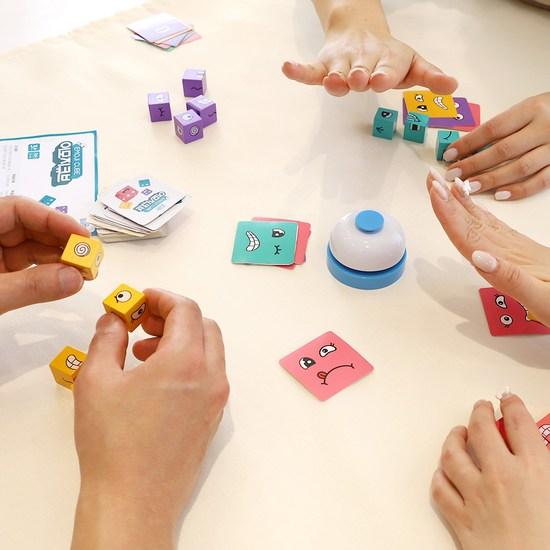 Happy Play Emoji Cube Face Face Expression Matching Board Game, популярная корейская игра