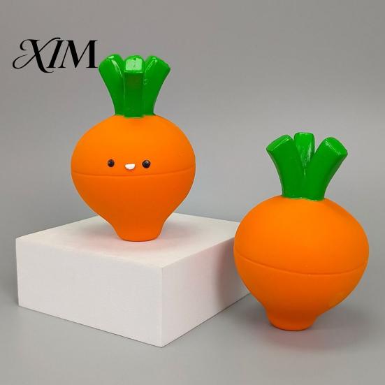 Natural Latex Pet Playthings Carrot Shape Squeaky Dog Toy, Durable Interactive Funny Sounding Toys for Dogs Elastic Chew Toy Small Boredom Relief