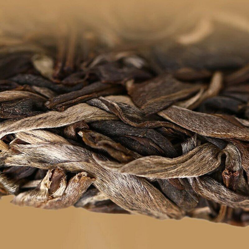 2020 Старый товарищ Старый сырой чайный торт Пуэр 400 г Чай Лян Пин Лин Ци Шен Пуэр