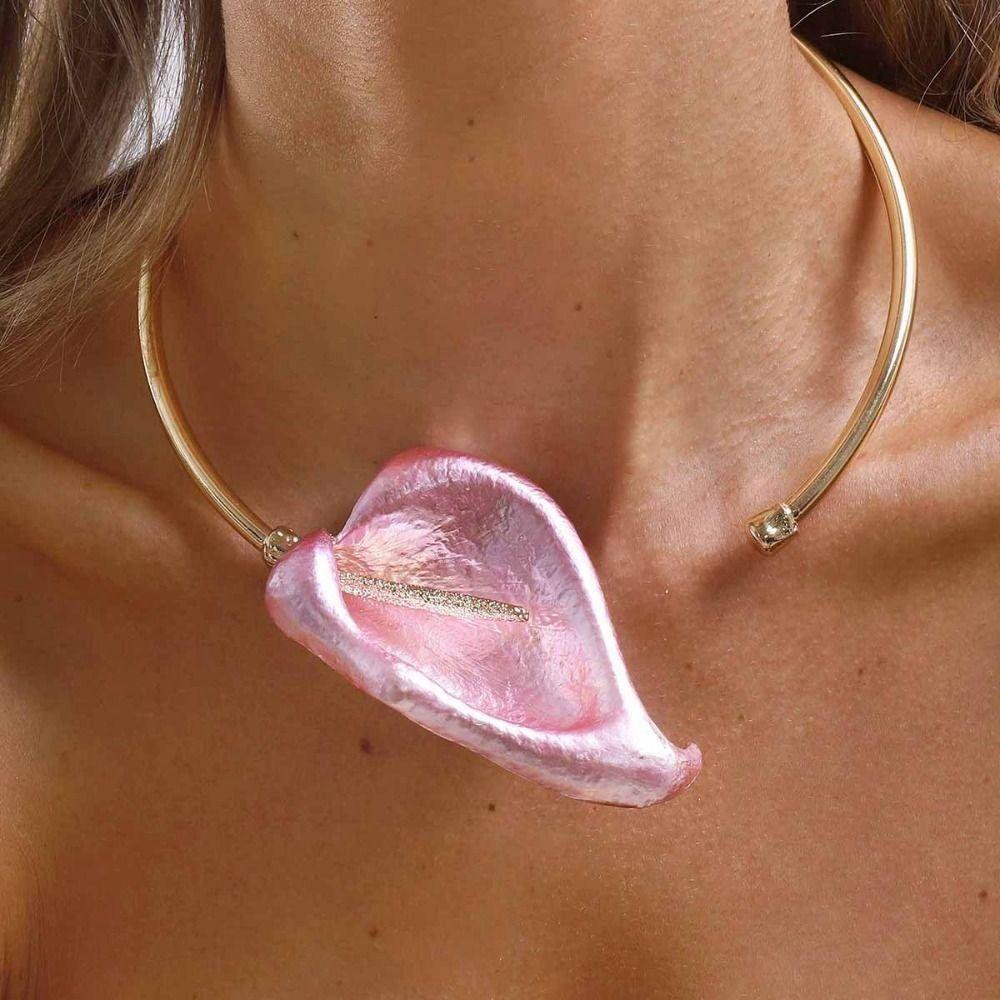 Gold Geometric Circular Collar Leaf Flower Necklace Fashion Gold Jewelry Girls