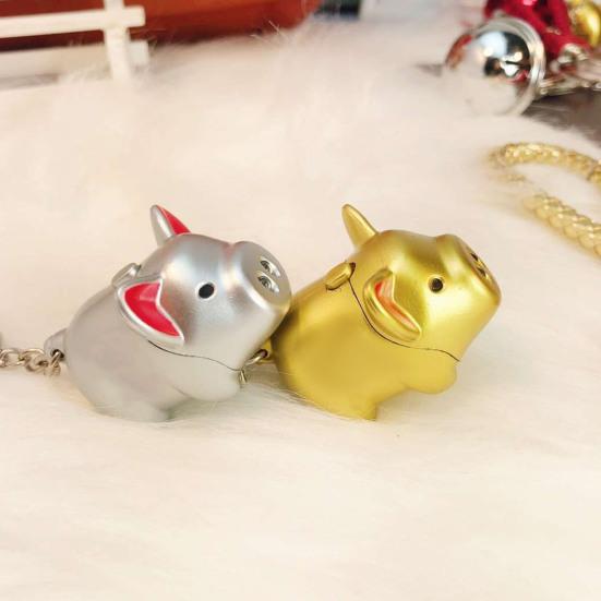 Брелок-фонарик в виде мультяшной свиньи, светодиодный звуковой дизайн свиньи, брелок для вечеринок, чулки, подвеска в виде животного, подарок