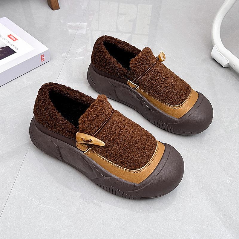 Women's Casual Fuzzy Loafer Shoes Faux Fur Moccasins Slip On Shoes Indoor and Outdoor Winter Warm Fleece Sneakers Lightweight Walking Shoes for Women