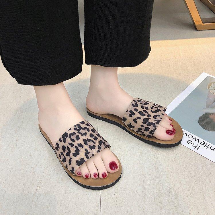 Новые женские тапочки с леопардовым принтом, женские повседневные сандалии, женские шлепанцы, летняя пляжная обувь, женские шлепанцы на плоской подошве с блестками золотого цвета