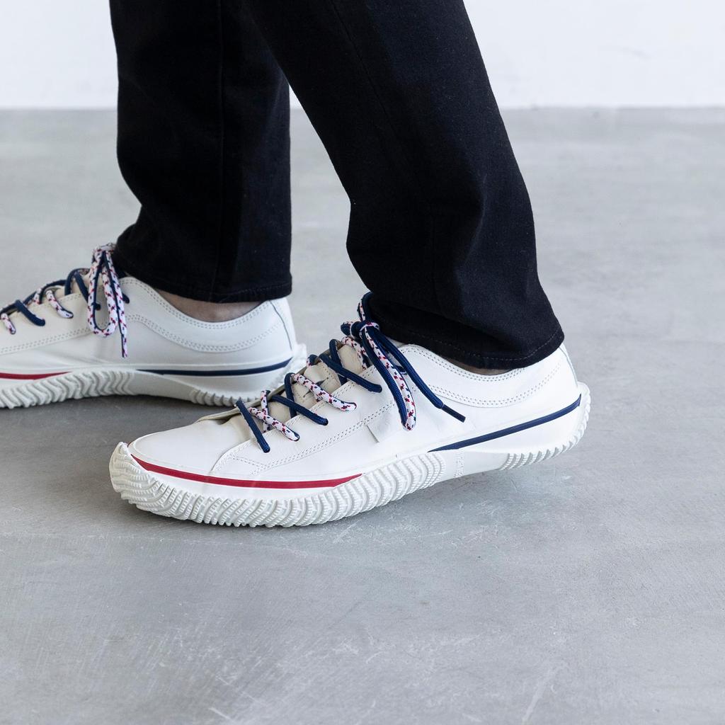 Кроссовки размера M для мужчин и женщин [Spingle] SP-1045 Белый/Красный (25.5cm)