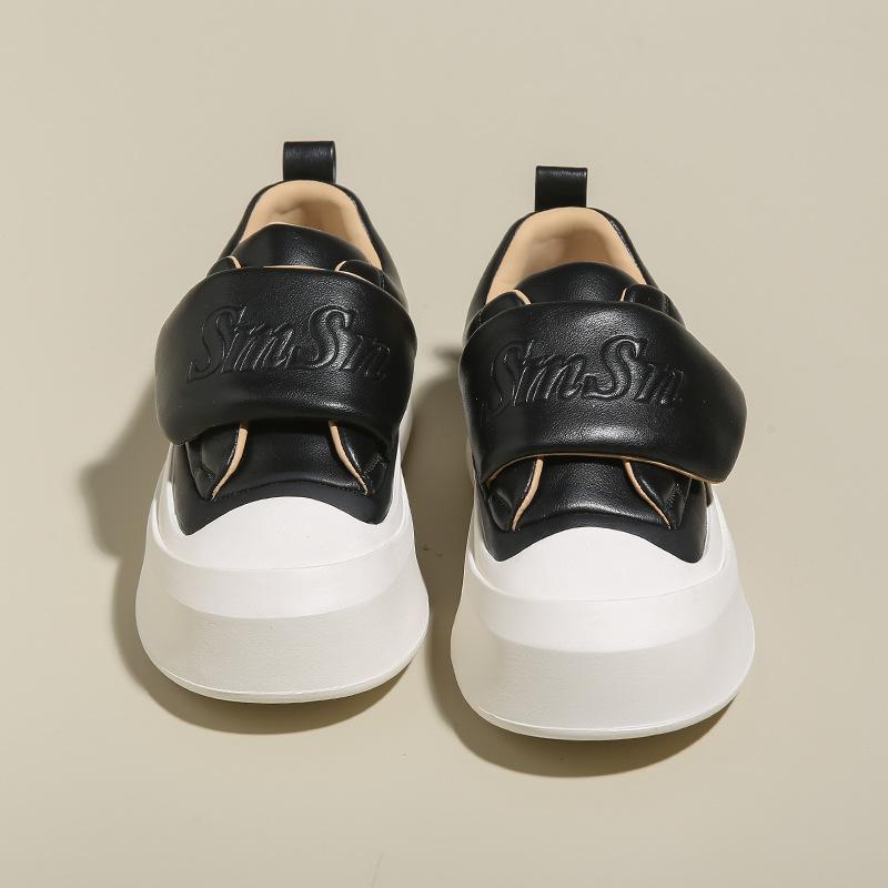 Модные и универсальные женские спортивные туфли на плоской подошве, уменьшающие возраст, весенние новые повседневные туфли на толстой подошве с пряжкой в стиле ретро для скейтбординга