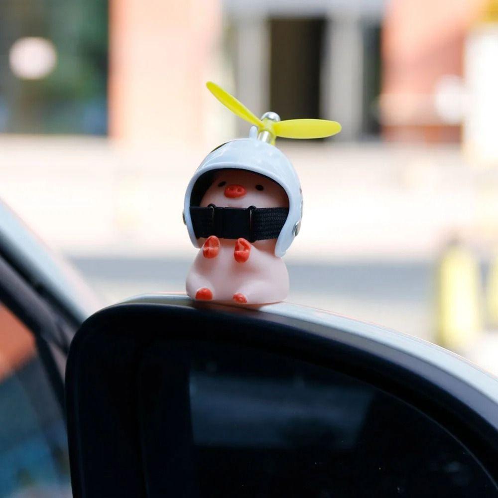 Propeller Little Pink Pig Ornaments Propeller Helmet Car Duck With Helmet  Motorcycle