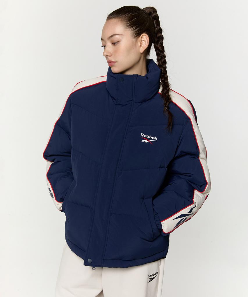 Reebok Классическая стеганая куртка Vector с панелями - Темно-синяя