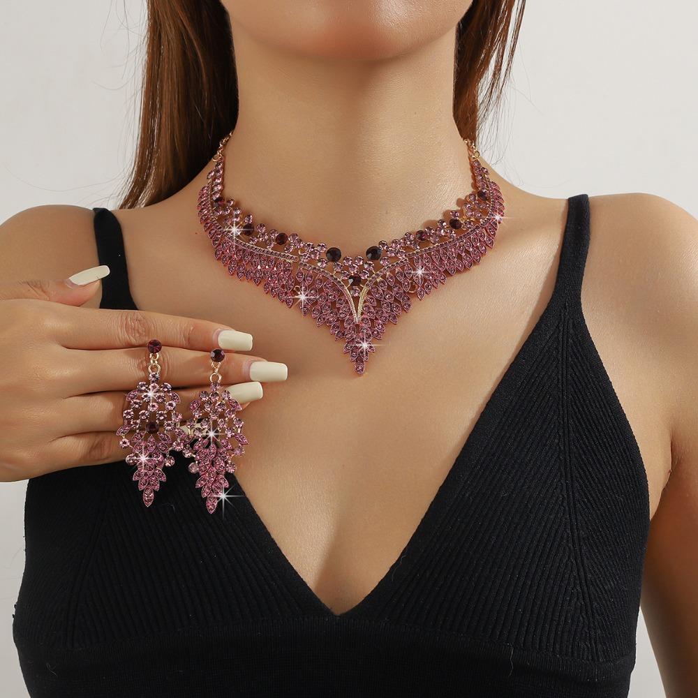 Модный набор ювелирных украшений с инкрустацией стразами, цепочка на ключицу, ожерелье, набор серег, для вечеринки