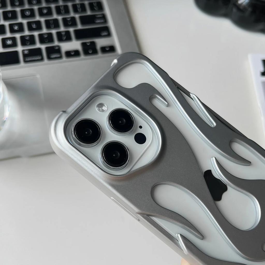 3D Чехол с рисунком пламени для iPhone 16 15 13 12 ProMax 11 14 Plus Модный Полый Тонкий Ударопрочный Защитный Мягкий Чехол