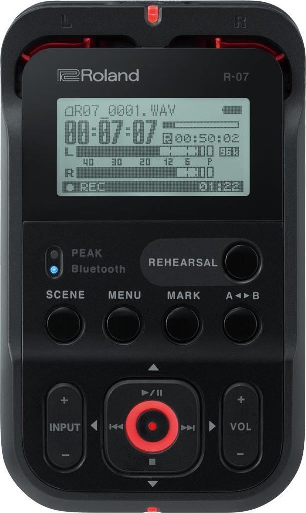 Roland Линейный PCM-рекордер Roland со слотом для внешней карты SD (черный) Р-07-БК
