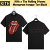 Kith x The Rolling Stones Футболка с монограммой на язычке Черная