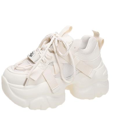 Мода 2024 года, осенние женские повседневные спортивные туфли на высокой платформе, универсальные удобные женские кроссовки на толстой подошве, дышащая сетчатая обувь для весны