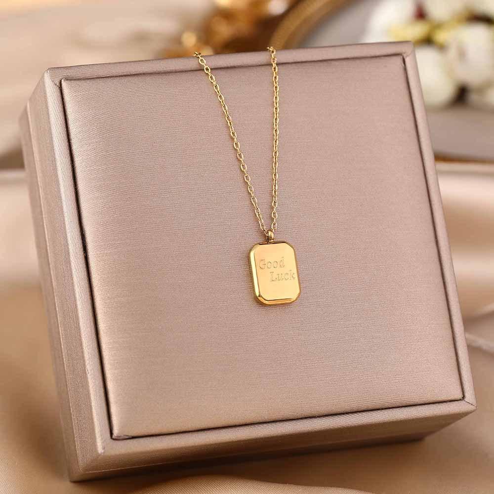 Titanium Steel Necklace For Women Elegant Simple Fashion Zircon Collarbone Chain Light Luxury Niche Jewelry