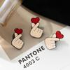 Elegant Creative Cute Finger Heart Brooch For Women Ladies