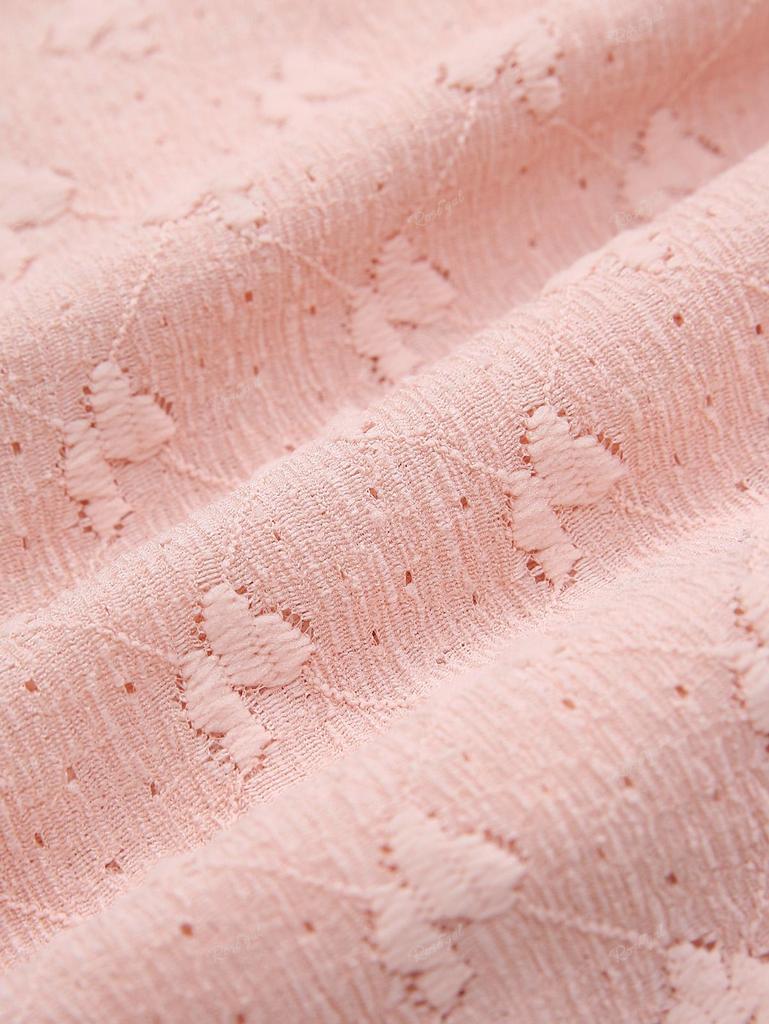 Rosegal Plus Размер Кружевная отделка Поворотная бабочка Вышивка крючком Полый текстурированный топ