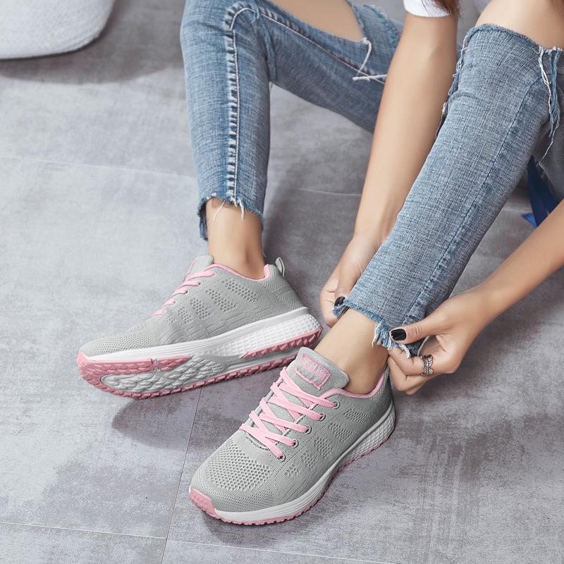 New Four Seasons Lightweight Sports Shoes Female Students Running Shoes Breathable Fly-woven Lace-up Casual Shoes