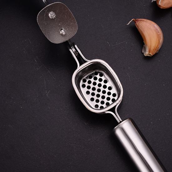Garlic Press Heavy Duty Stainless Steel Mincer Tool Large Chamber Crushes Garlics Nuts Ergonomic Handle Kitchen Gadget for Easy Cooking