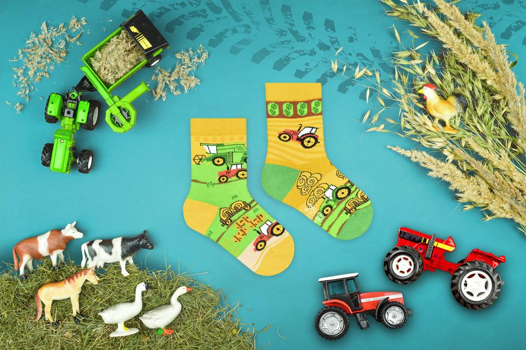 Тракторы - носки для детей 31-35 лет