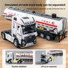 Модель инженерной машины Длинный сплавной бензовоз со светом и звуком для детской игровой комнаты