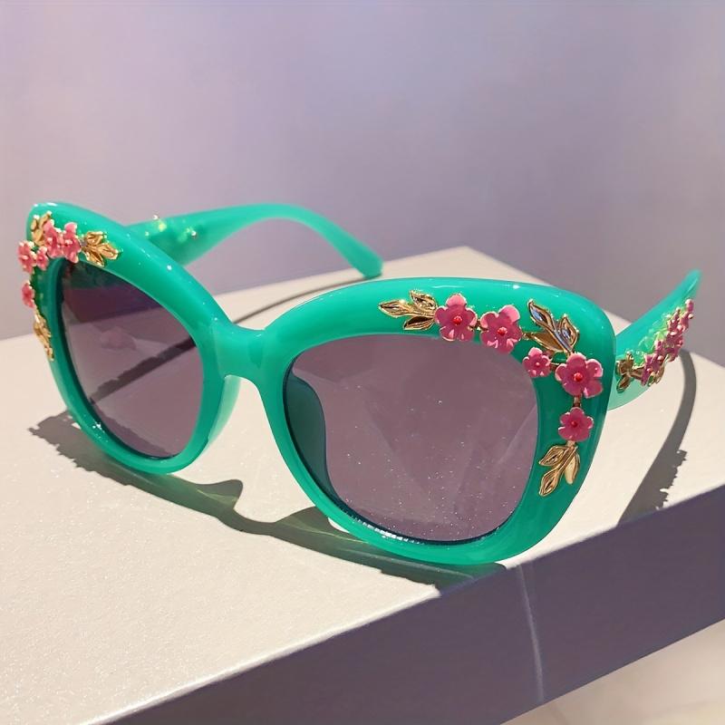 Vintage Cat Eye Glasses with Flower Decor Chic Luxury Women Trendy Unisex Eyewear High Quality Hot Fashion