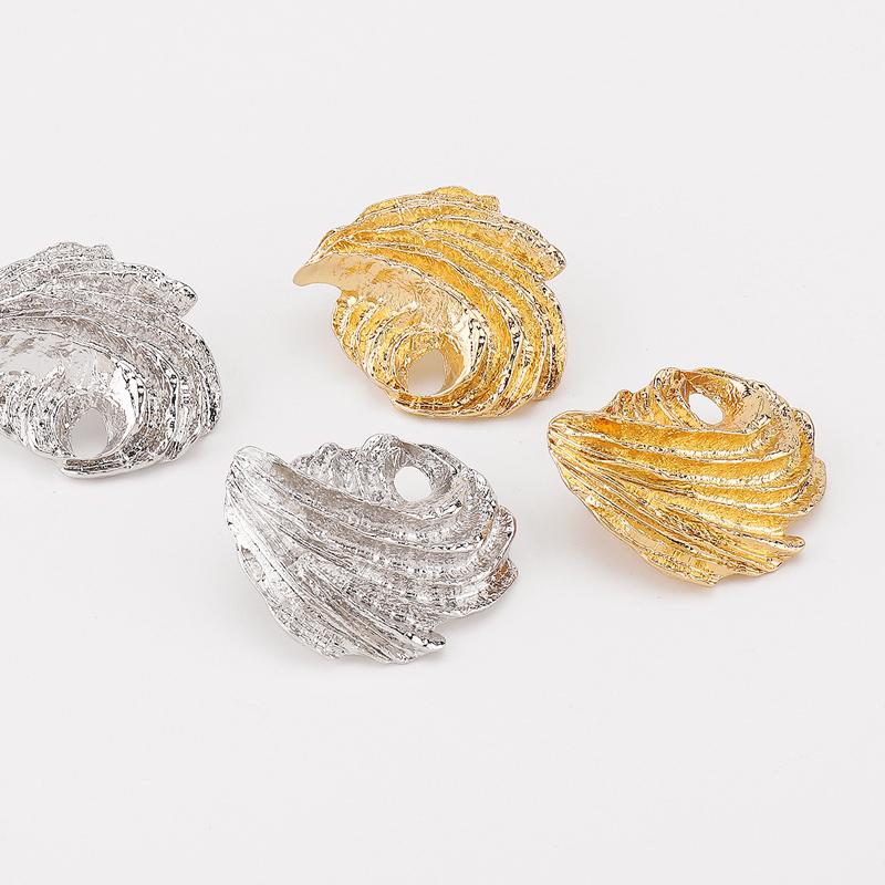 Vintage Copper Color Spiral Shaped Irregular Geometric Stud Earrings for Women Creative Metal Wrapped Earring Zircon Gift 2025