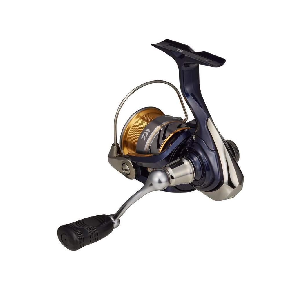 Daiwa Катушка для спиннинга 20 Crest LT2000S (Модель 2020 года)