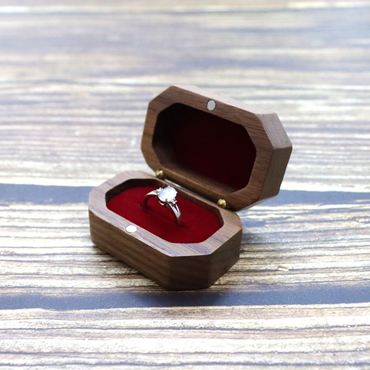 Custom Octagonal Red Black Beige Velvet Lining Jewelry Packaging Wood Ring Box